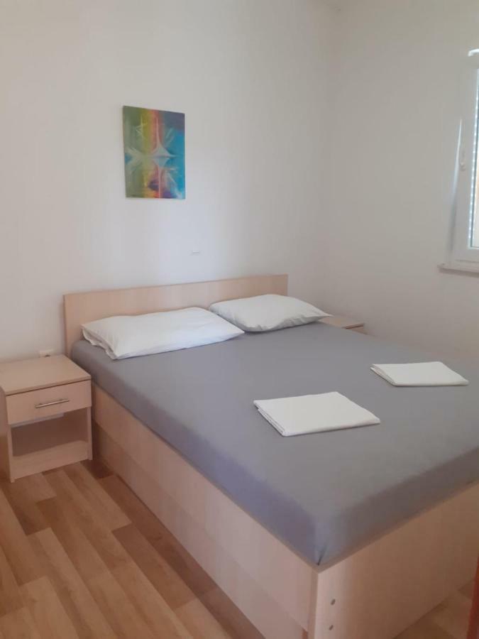 Apartmani Ruza Novaglia Esterno foto